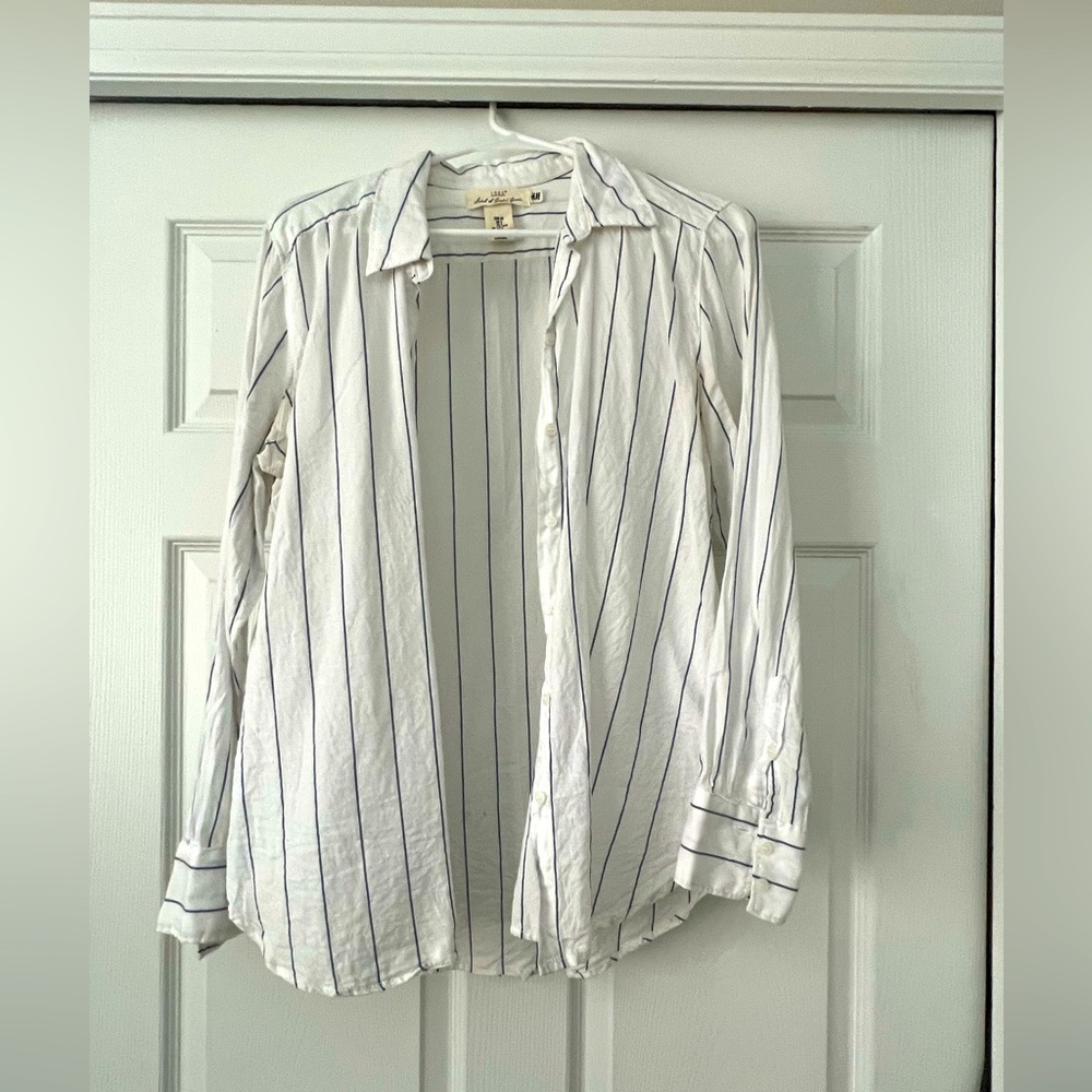 Women’s Blue & White Striped Collared H&M Oversized Shirt, Size 6
